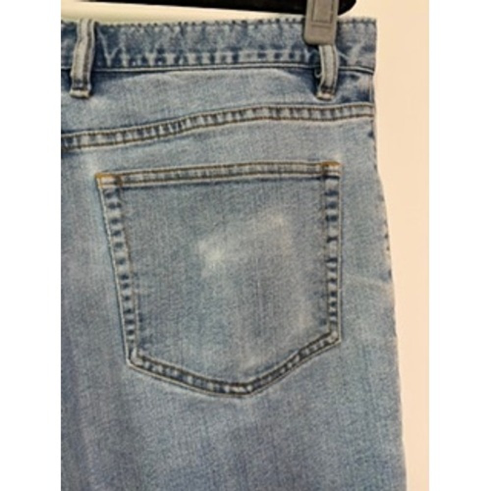 Jos. A. Bank Men's Jeans – Classic Fit Denim Pants 35x32 - Picture 4 of 4
